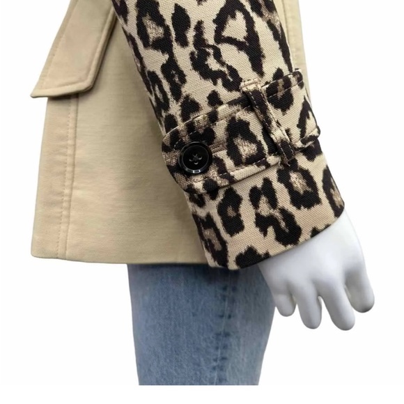 Banana Republic light weight coat - Picture 6 of 11